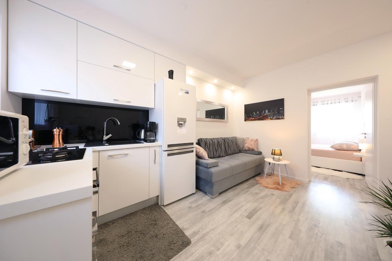Apartment Mini Задар Екстер'єр фото