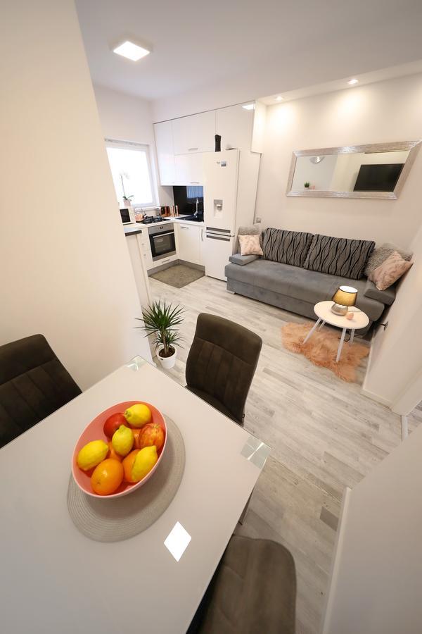 Apartment Mini Задар Екстер'єр фото